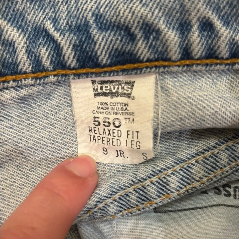Levi’s shorts size 9 - Picture 3 of 3